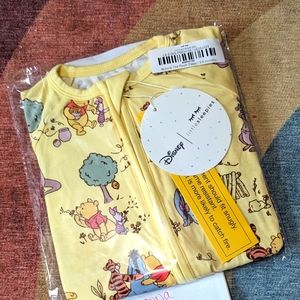 Little sleepies Disney Pooh zippy